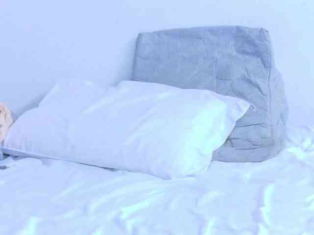 kinky-redhead18 webcam