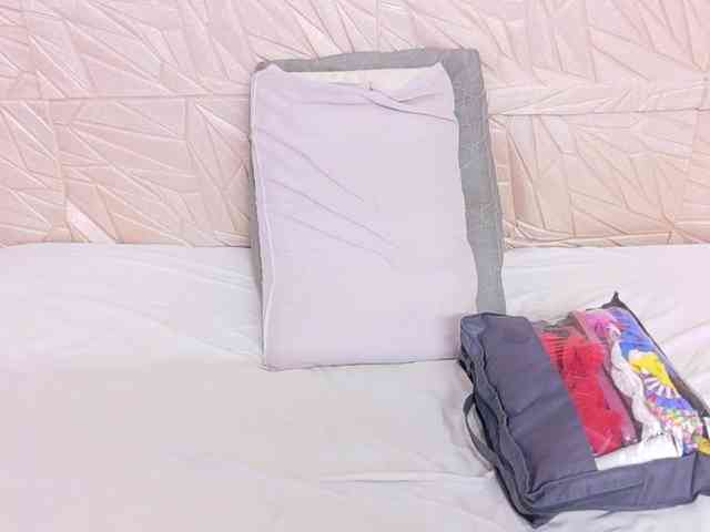 kinky-redhead18 kinky-redhead18