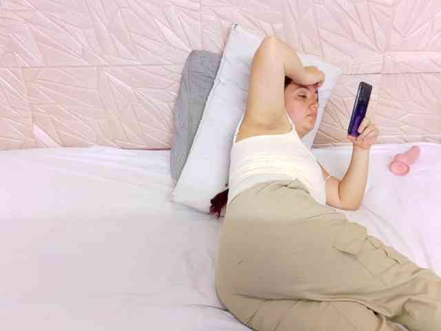 Modelo: kinky-redhead18