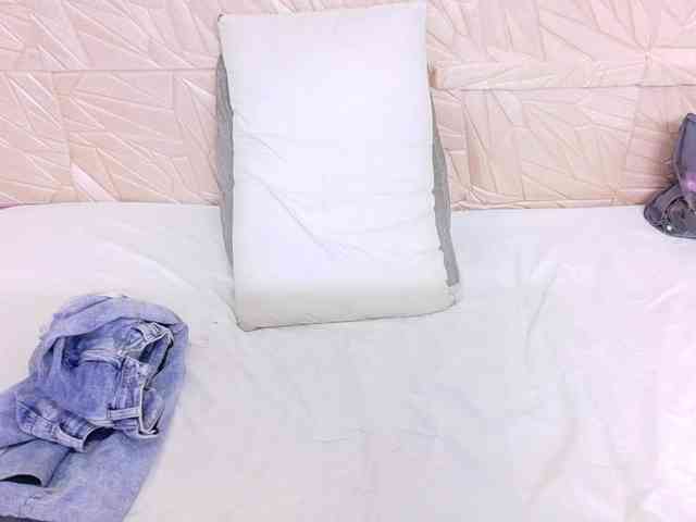 kinky-redhead18 kinky-redhead18
