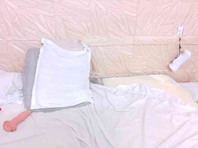 kinky-redhead18 webcam