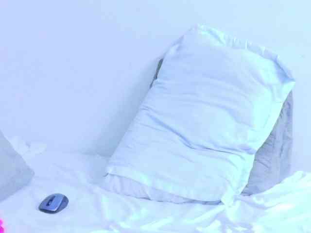 kinky-redhead18 webcam