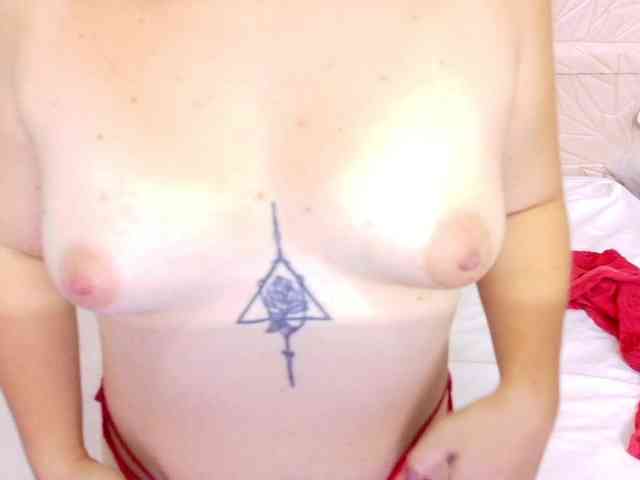 kinky-redhead18 webcam