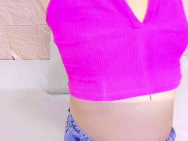 Modelo: kinky-redhead18