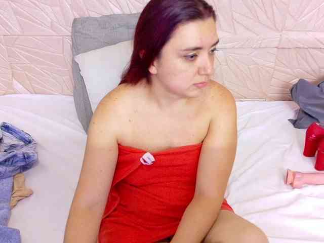 kinky-redhead18 webcam