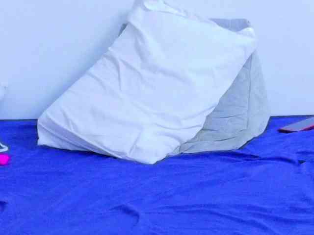 kinky-redhead18 webcam