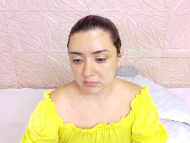 kinky-redhead18 webcam