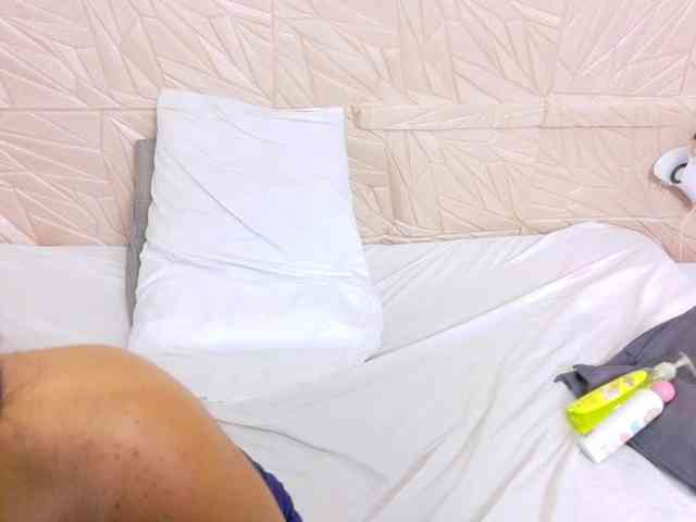 Modelo: kinky-redhead18
