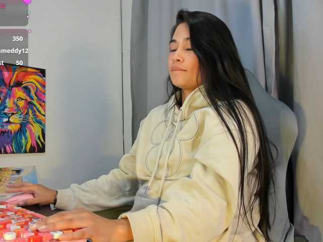 allisonlove69 live cam preview