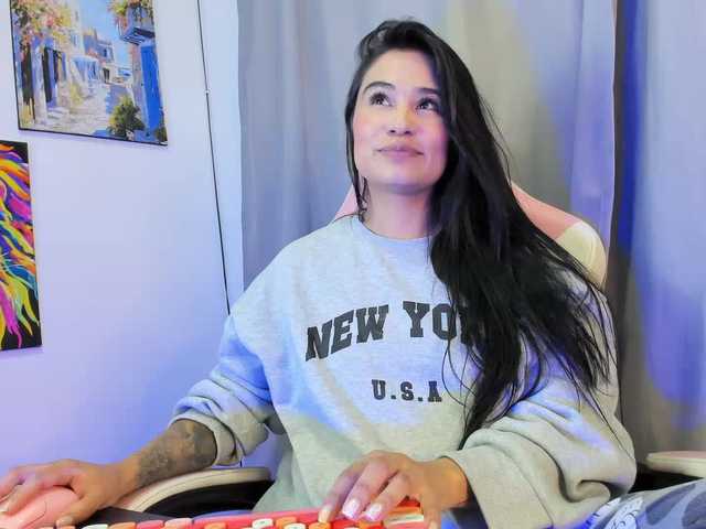 allisonlove69 live cam on BongaCams