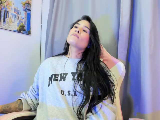 allisonlove69 live cam on BongaCams