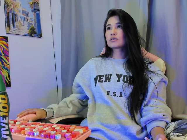 allisonlove69 live cam on BongaCams