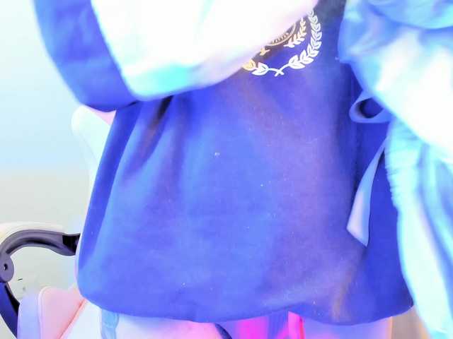 allisonlove69 live cam on BongaCams