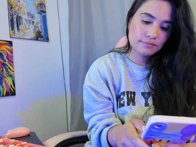 allisonlove69 live cam on BongaCams