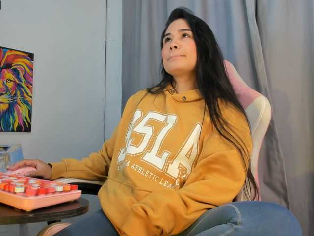 allisonlove69 live cam on BongaCams