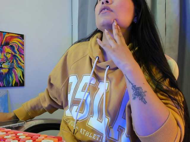 allisonlove69 live cam on BongaCams