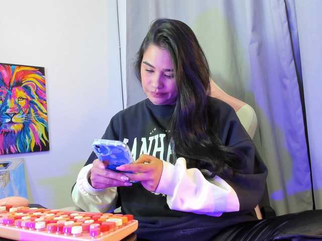 allisonlove69 live cam on BongaCams