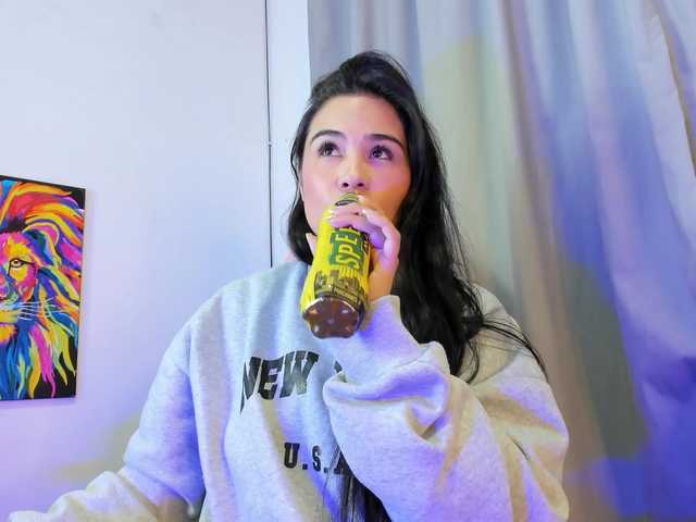 allisonlove69 live cam on BongaCams