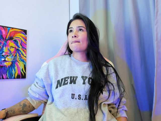 allisonlove69 live cam on BongaCams