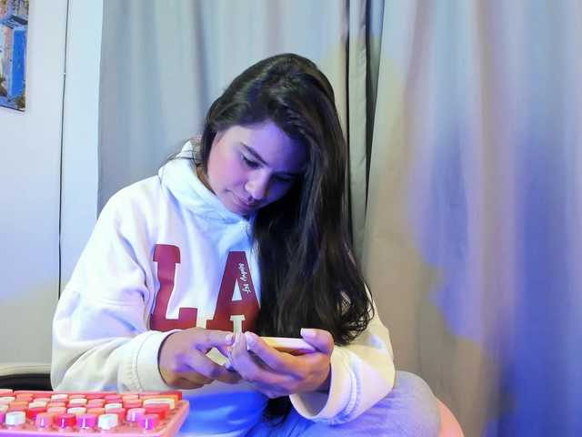 allisonlove69 live cam on BongaCams