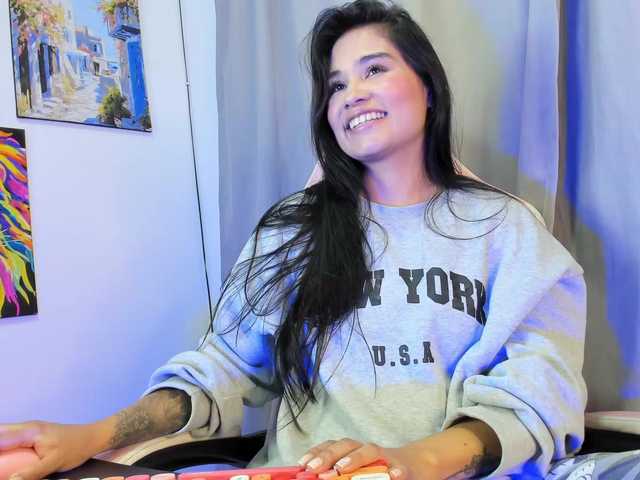 allisonlove69 live cam on BongaCams
