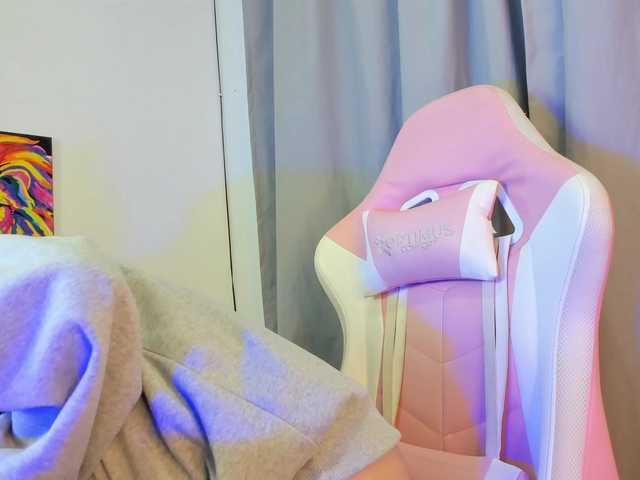 allisonlove69 live cam on BongaCams