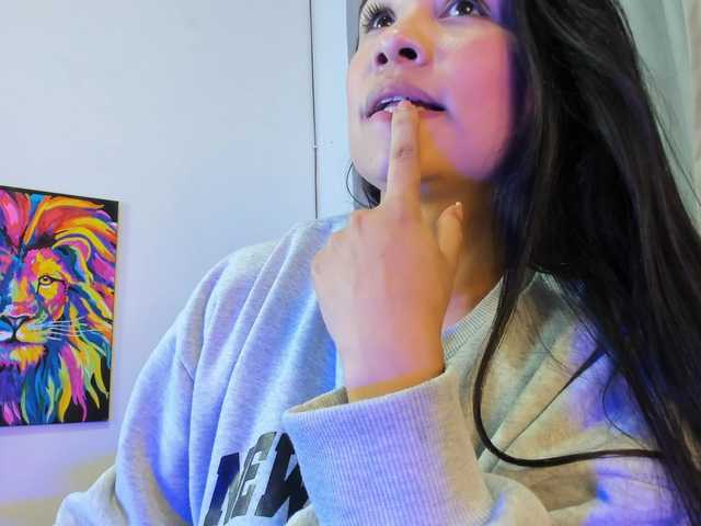 allisonlove69 live webcam show