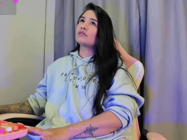 allisonlove69 live cam on BongaCams