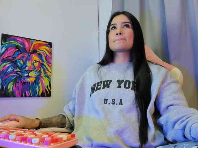 allisonlove69 webcam