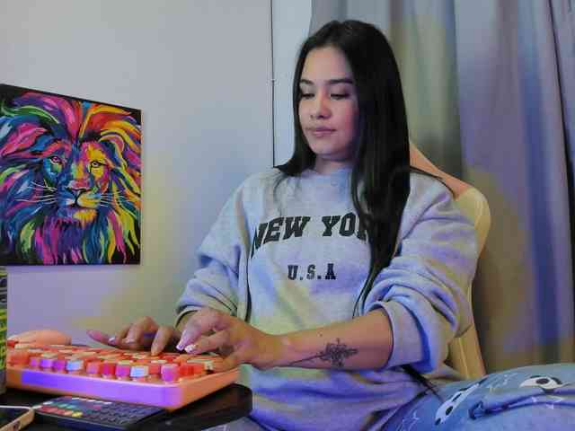 allisonlove69 webcam