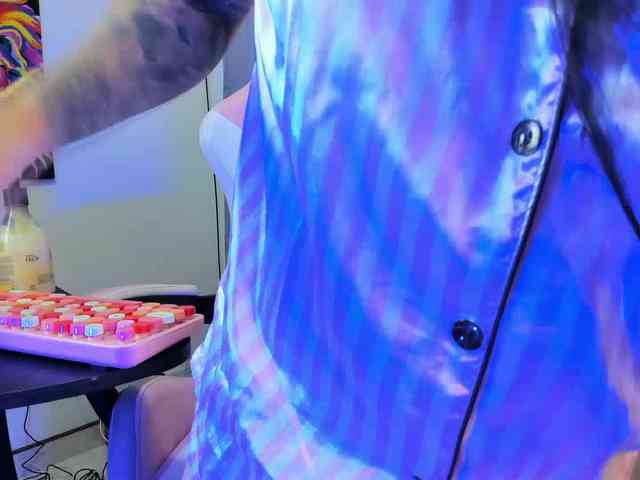 allisonlove69 webcam