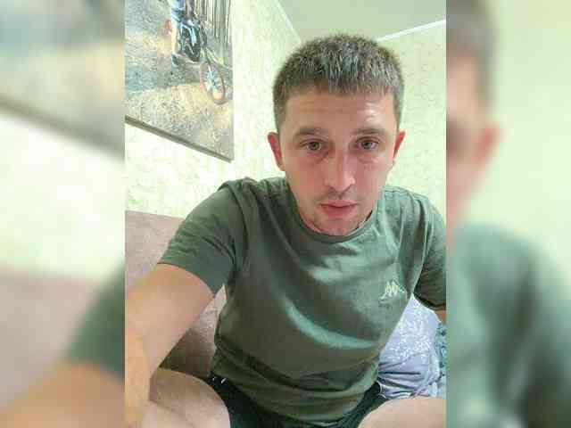Denis681992 Sex Cam Show
