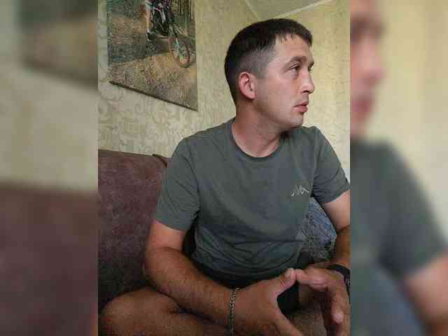 Denis681992 Sex Cam Show