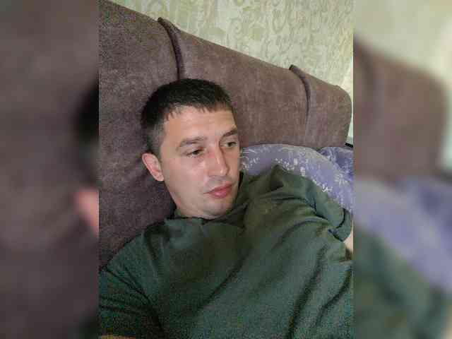 Denis681992 Sex Cam Show