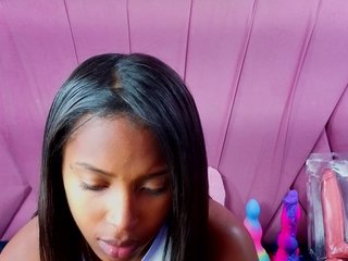 AngeyaPetite's Live Webcam
