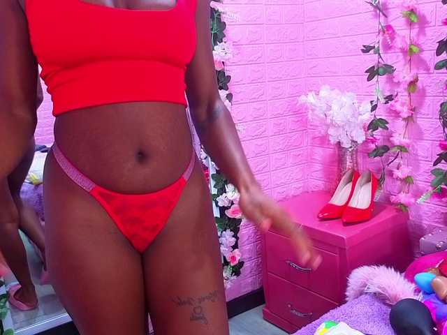 AngeyaPetite live cam on BongaCams