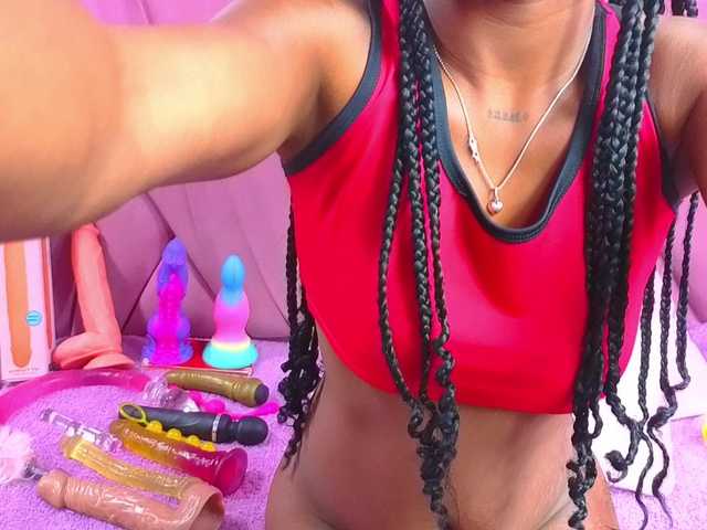 AngeyaPetite live cam on BongaCams