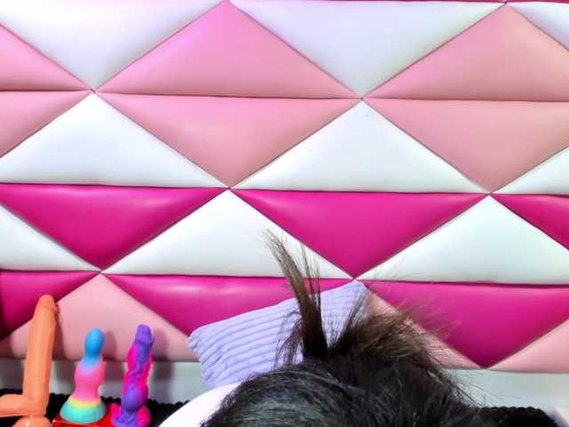 AngeyaPetite live cam on BongaCams