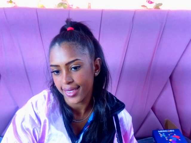 AngeyaPetite live cam on BongaCams