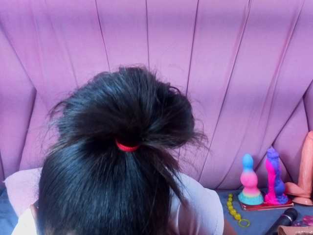 AngeyaPetite live cam on BongaCams