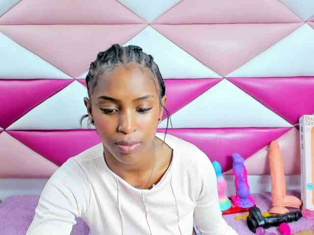 AngeyaPetite