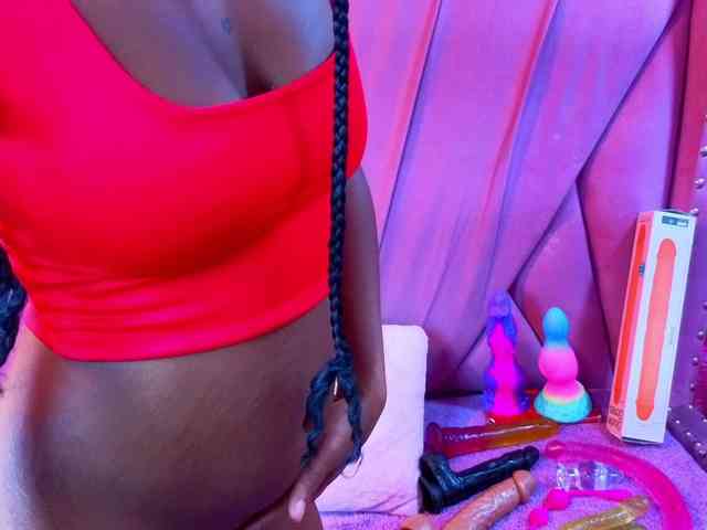 AngeyaPetite webcam