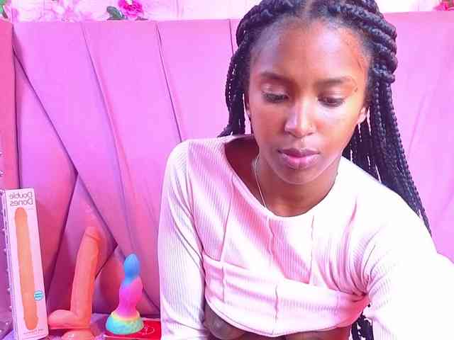 AngeyaPetite webcam