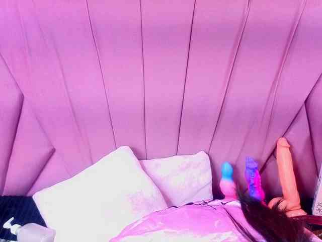 AngeyaPetite webcam