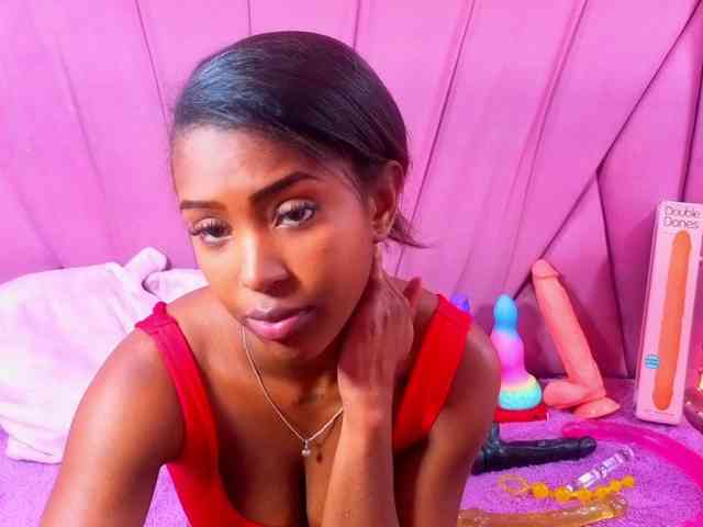 AngeyaPetite webcam