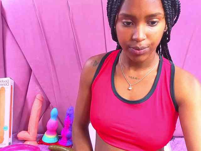 AngeyaPetite webcam