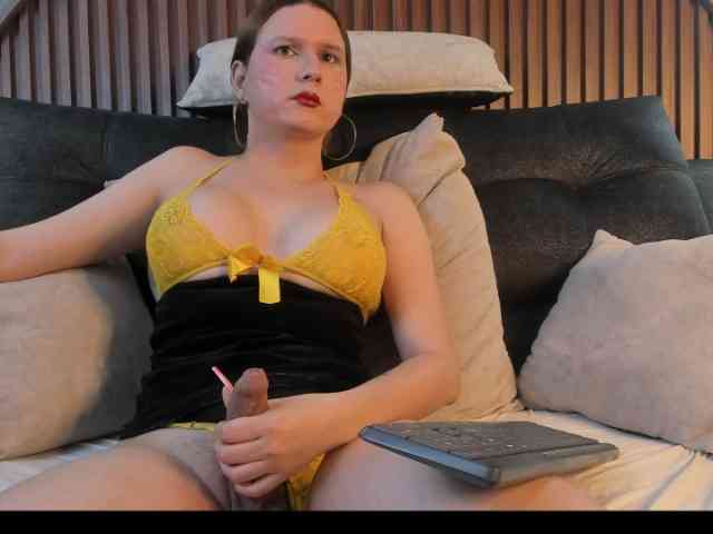 Shanel-queen Live Webcam on BongaCams