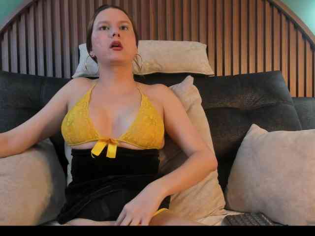 Shanel-queen Live Webcam on BongaCams