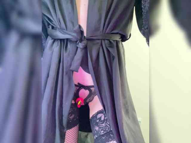 peach-juice Live Webcam on BongaCams