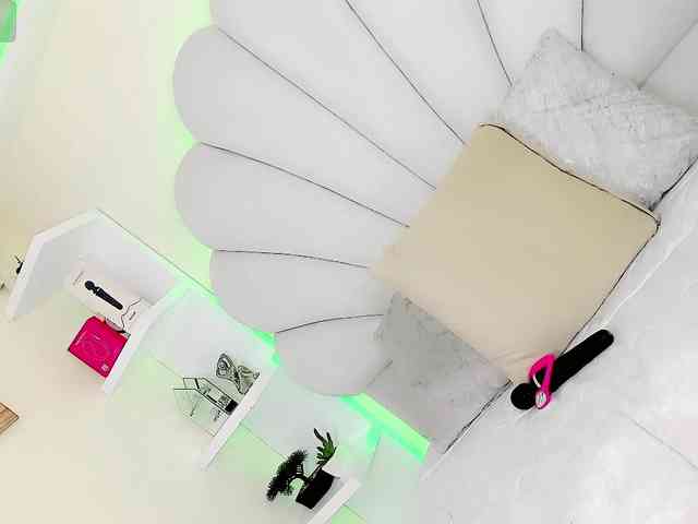 CandyJoselyn Sex Cam Show
